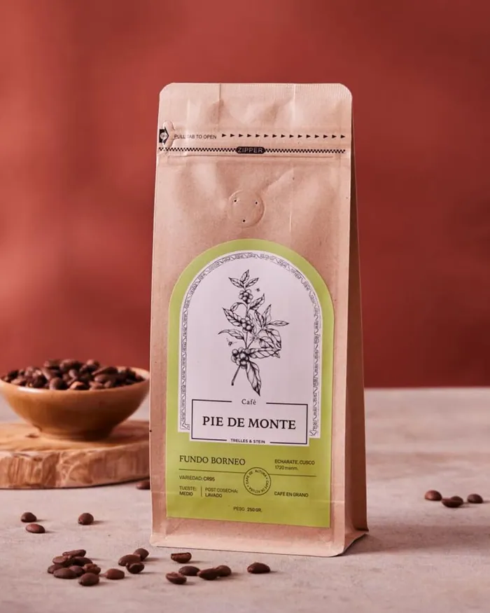 Bolsa de café de especialidad Pie de Monte del Fundo Borneo